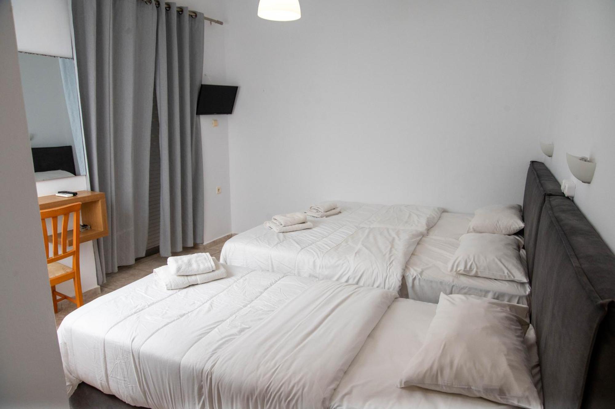 Glyfa Beach Hotel 바톨로미온 외부 사진